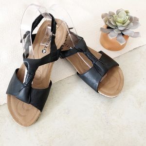 Merrell Performance Sz 8 Leather Black Sandals